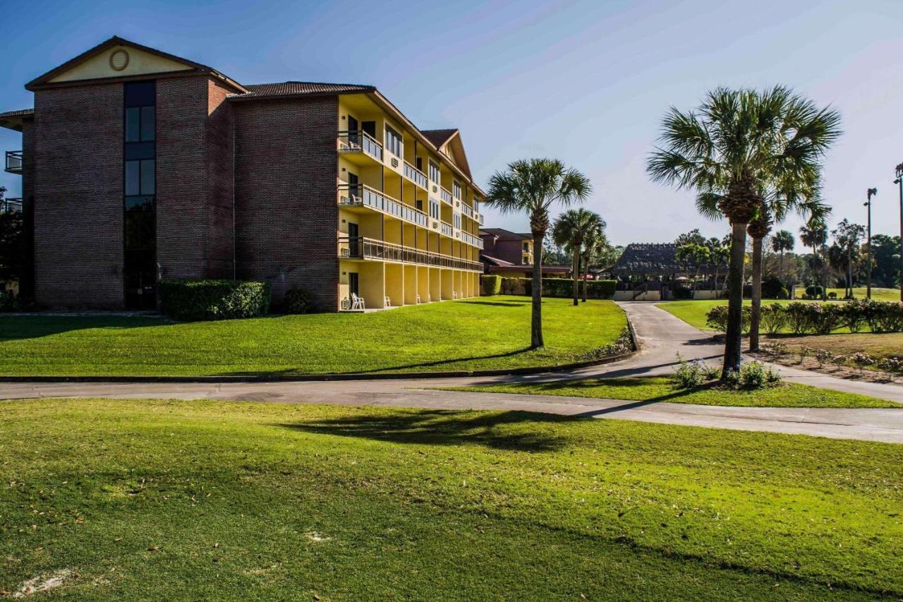 Quality Inn And Suites Golf Resort Naples Exterior photo